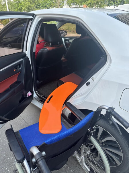 Handicap Slide Transfer Board,A Patient Exercise Tool for Wheelchair Users.Beasy Assistance Products Sliding Patient Transfer Chairs, Wheelchair to Car,to Beds,Ideal Transfer Aids for Seniors.